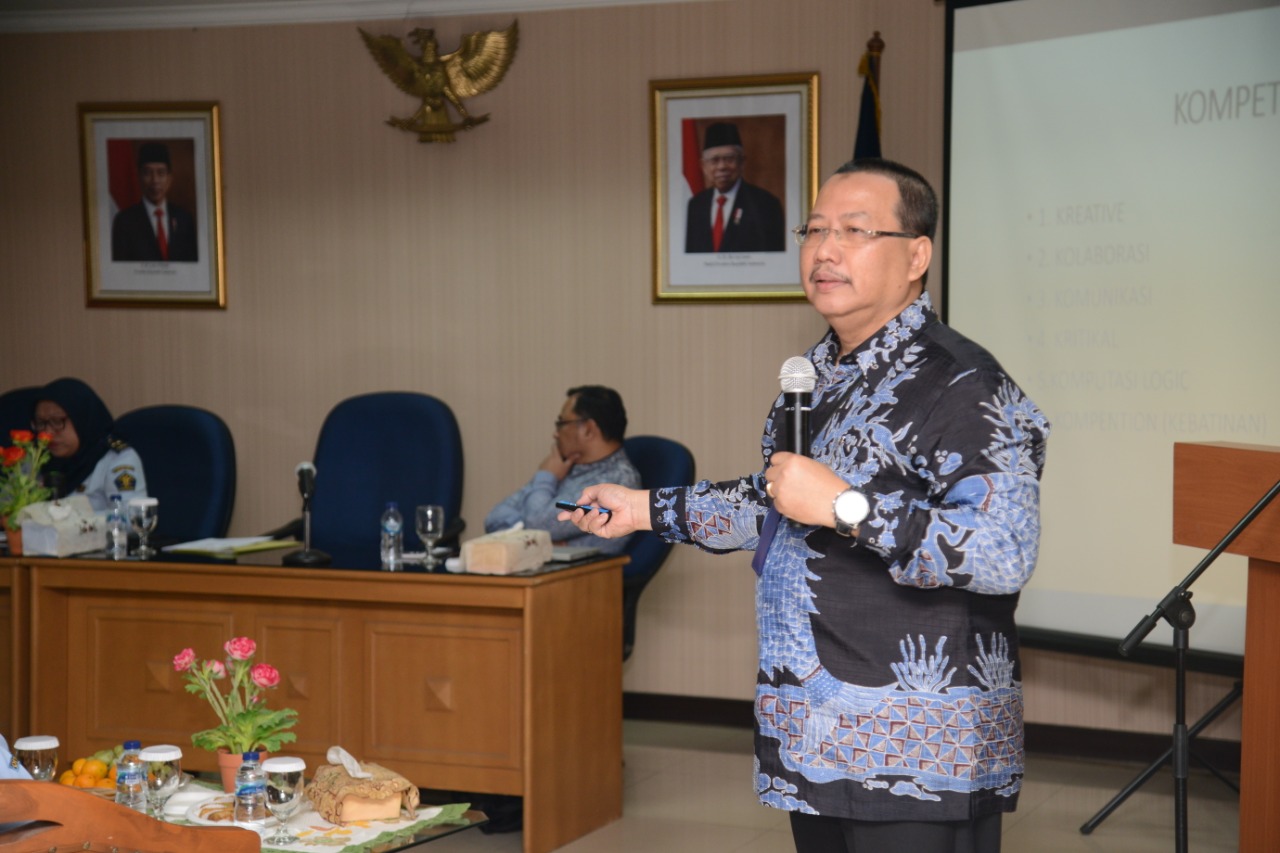 Pengembangan Pola Komunikasi ASN melalui Komunikasi Internal Era Revolusi Industri 4.0