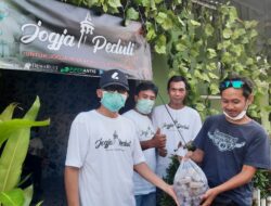 Dosen UGM Melalui Jogja Peduli Bagikan 7 Ribu Handsanitizer Secara Gratis