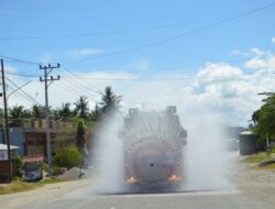 Polres Mamuju Utara Semprot Disinfektan Bersama Forkopimda