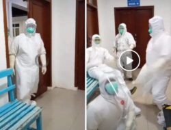 Petugas TikTok an Dulu Sebelum Makamkan Jenazah Pasien Corona