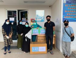 Tak Hanya Bagikan APD, Relawan Fakultas Kedokteran UMI Diterjunkan di Perbatasan Makassar