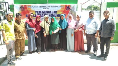 Dosen FBS UNM Gelar Pelatihan Mengajar Bahasa Inggris Komunikatif di SDIT Khalifah Makassar