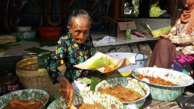 Mbah Lindu gudeg