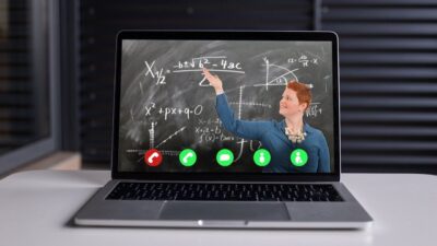 PJJ Dimulai 13 Juli, Siswa Didik Dilarang Keluar Rumah Pukul 07.00-15.00