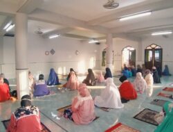 Laksanakan Sholat Idul Adha 1441H di Masjid, Jemaah Terapkan Physical Distancing