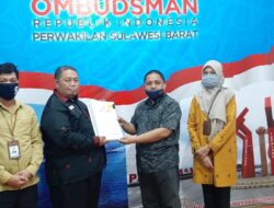 Serahkan LAHP, Ombudsman RI Sulbar Dorong Pemberhentian Kepala Desa Bulu Bonggu