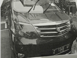 Lelang Toyota Alphard Seharga Rp 145 Juta, Mau?