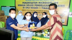 FOTO: UNM Kerjasama MIEE Gelar Pelatihan Microsoft 365 di SMAN 1 Tinambung