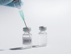 Minta Vaksinasi Corona Tak Dilakukan Tergesa-gesa, IDI Surati Menkes Terawan