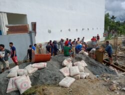 Warga LDII Kota Sorong Gotong Royong Pengecoran Masjid Miftahul Jannah