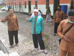 Kemenag Nabire Tentukan Arah Kiblat Pembangunan Masjid Al-Manshurin