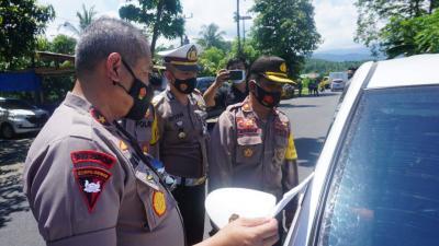 Wakapolda Sulbar Cek Pos Penyekatan Mudik di Perbatasan Polman