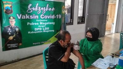 Percepat Capaian Herd Immunity, Polres Magelang Gandeng LDII Gelar Vaksinasi