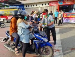 LDII Kerja Sama Binmas Manokwari Bagikan Masker Gratis