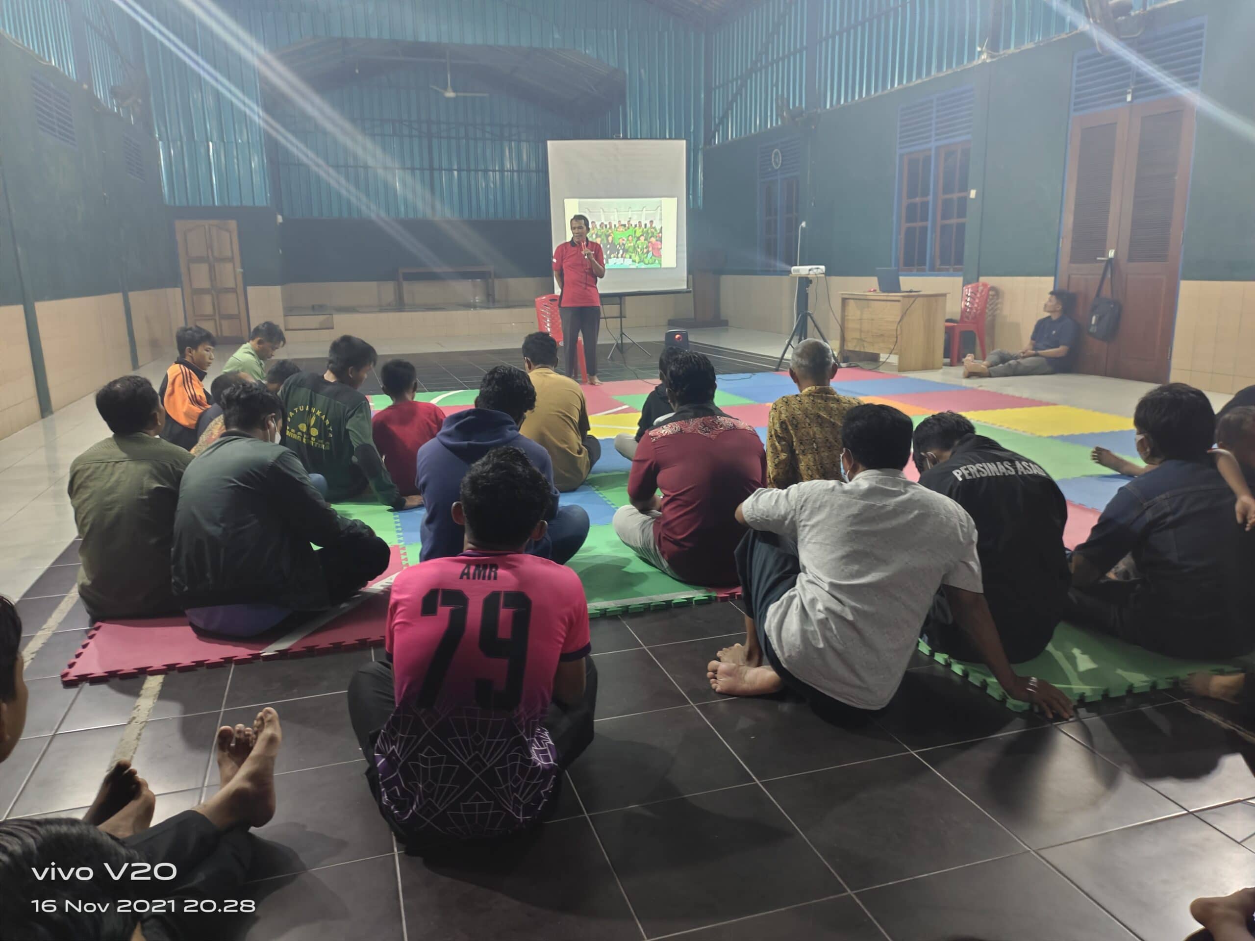 Sambuatan Pembina Persinas ASAD pada malam ramah tamah warga ASAD