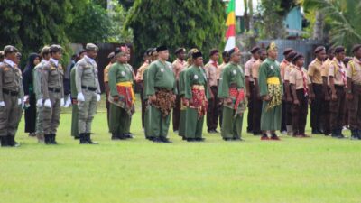 Warga Persinas ASAD dalam mengikuti Upacara HUT Sumpah Pemuda Tahun 2022 di Lapangan Sapta Marga Kodim 1705/Nabire